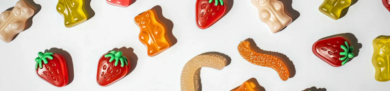 Assorted gummy shapes - bears, strawberries and worms - Makson Healthcare